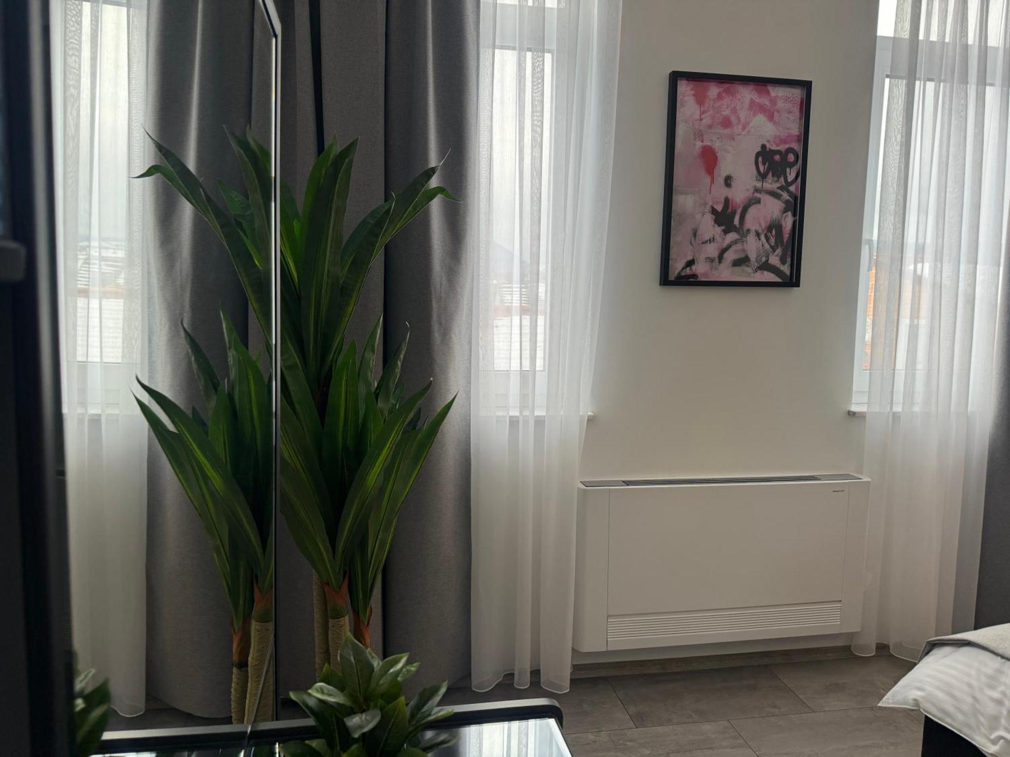 Hotel Le Manoir Гостивар Екстериор снимка